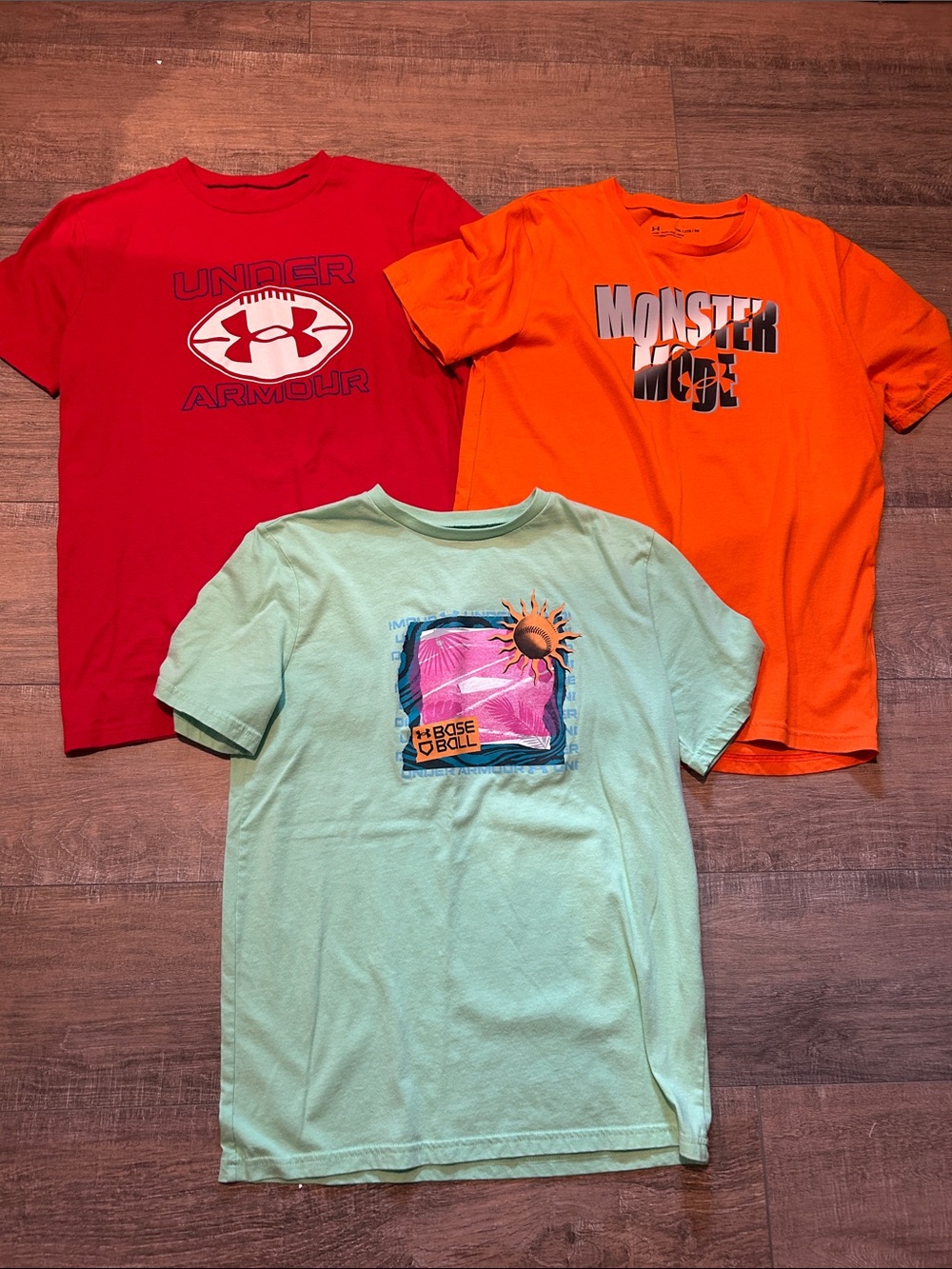 NEW!! Under Armour XL T-shirts